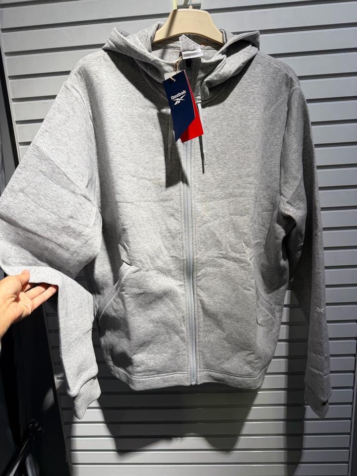 Толстовка Reebok