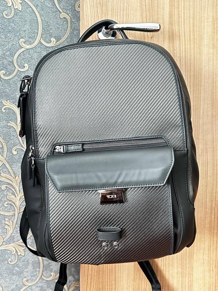 TUMI