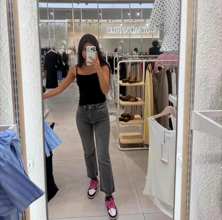 Джинсы Zara