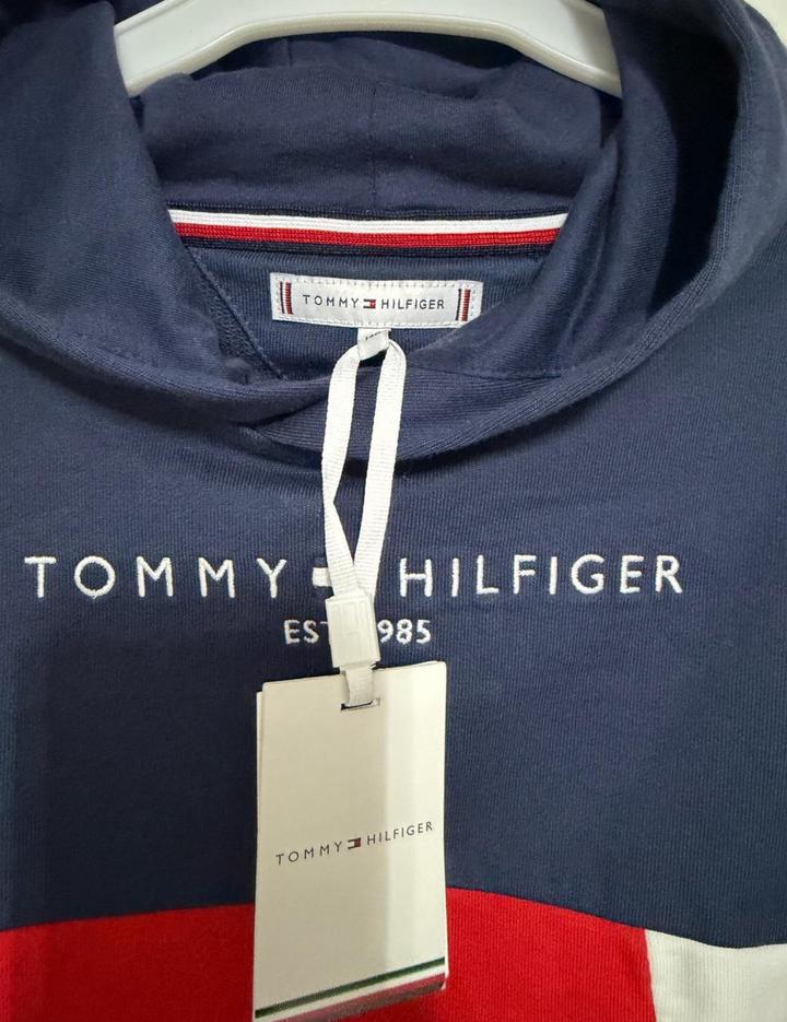 Худи Tommy Hilfiger