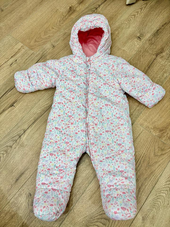 Baby Go Зимний комбинезон для малышки
