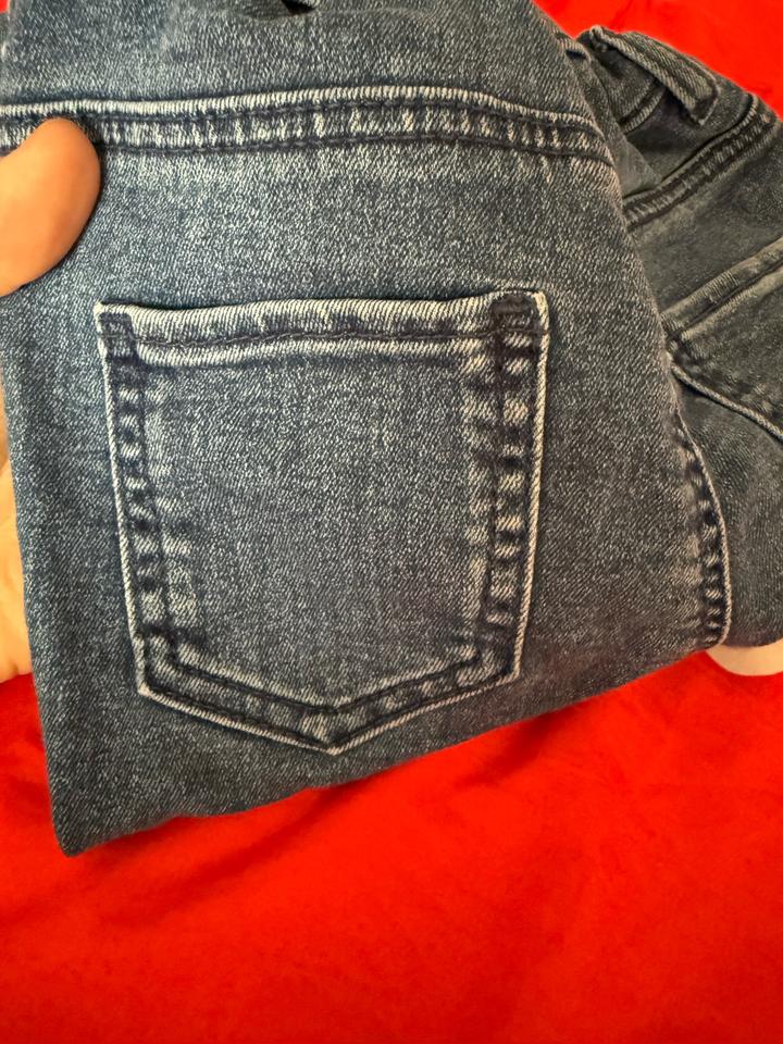 H&M