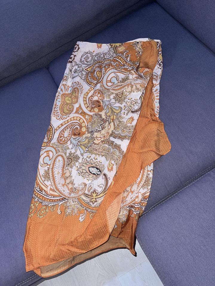 H&M