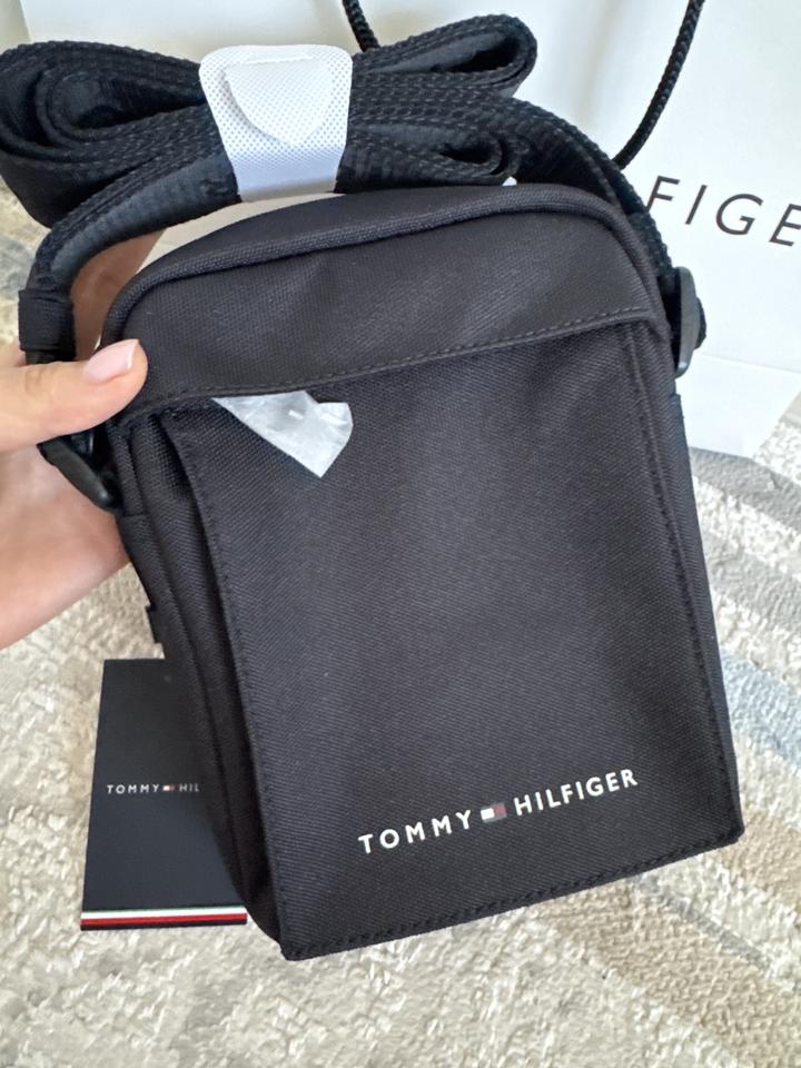 Tommy Hilfiger