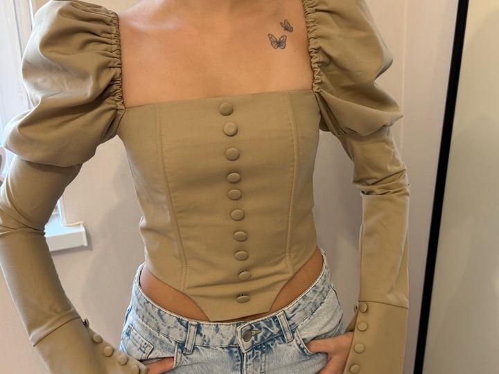 Bonnitto Collection Топ корсет с объемными рукавами