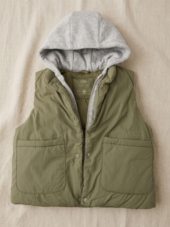 Жилетка ZARA