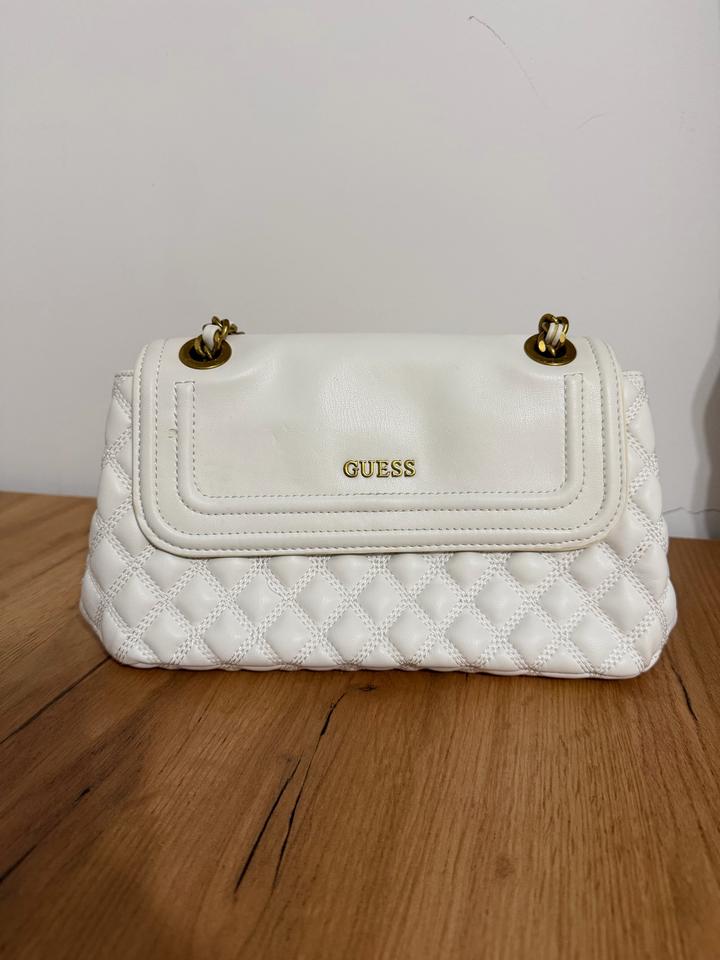 Сумка Guess