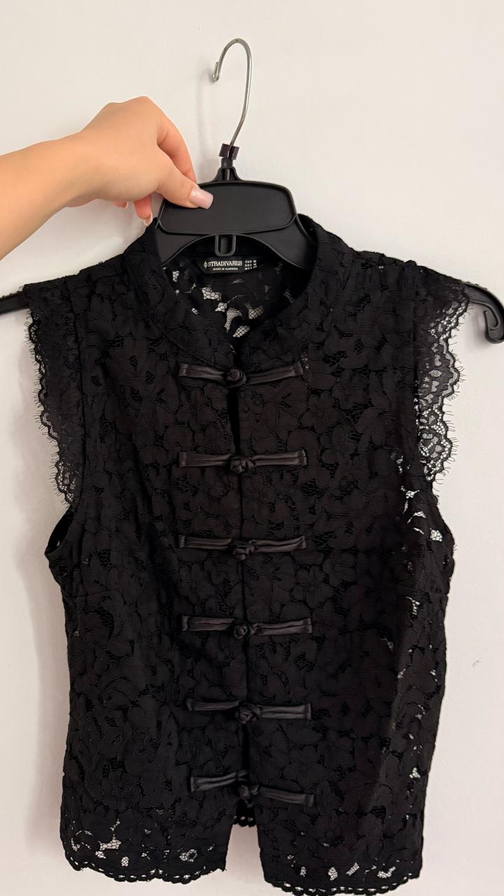 Кружевной топ Stradivarius