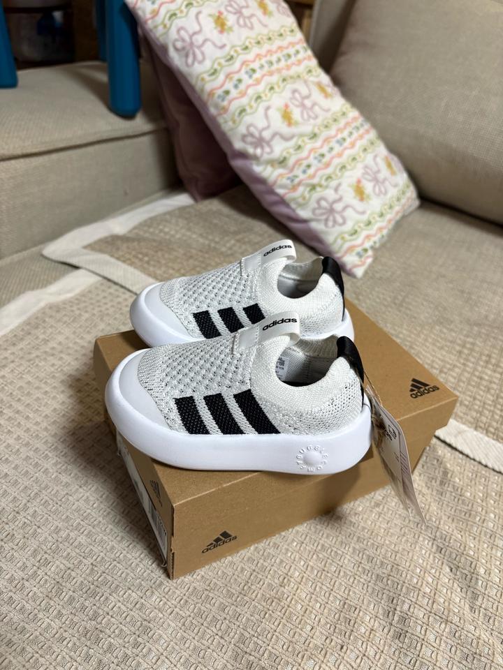 Новые Детские Кроссовки Adidas
