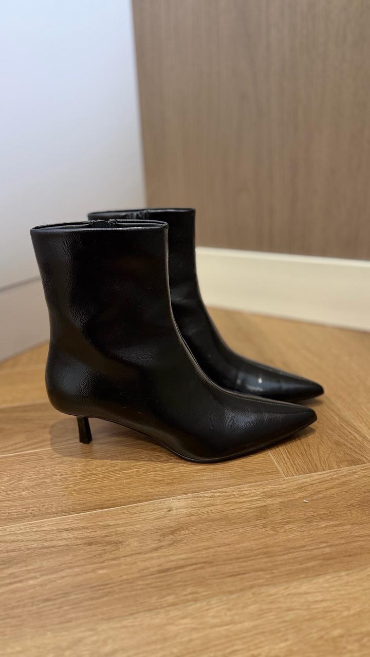 Ботинки лак zara