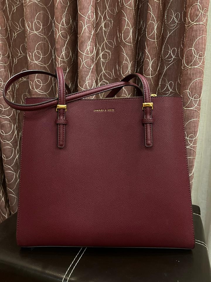 Сумка тоут Charles & Keith