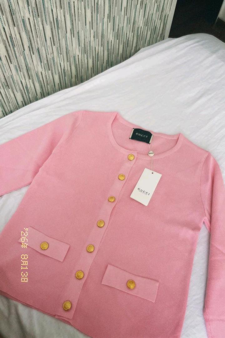 Gucci Розовое кофта гуччи