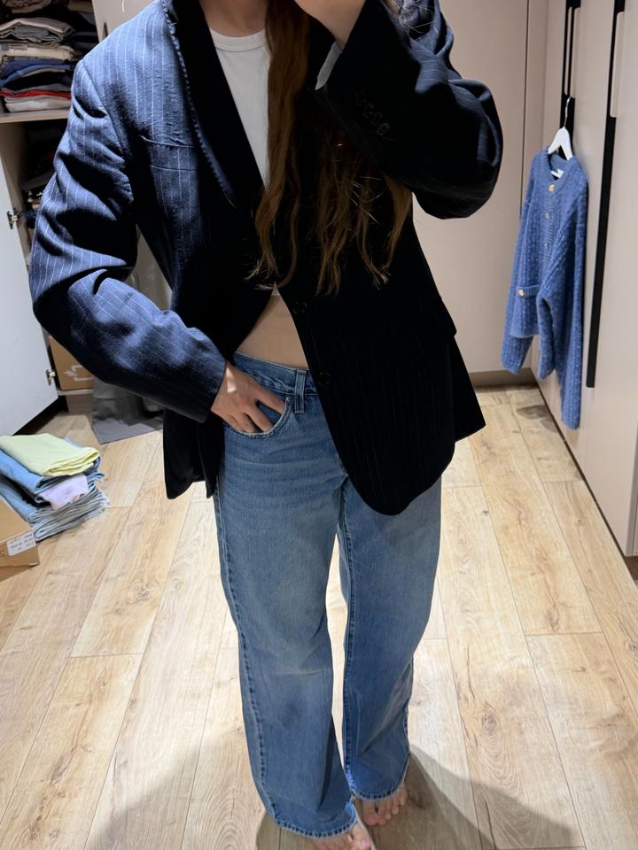 Levi's