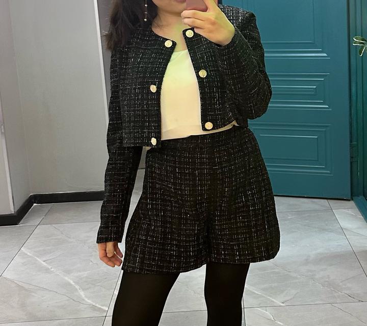 Tweeds Твидовый костюм из жакета и шорт