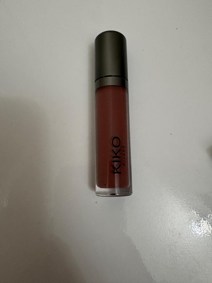 KIKO MILANO жидкая матовая помада 04