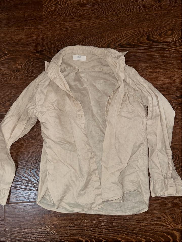 бежевая рубашка uniqlo