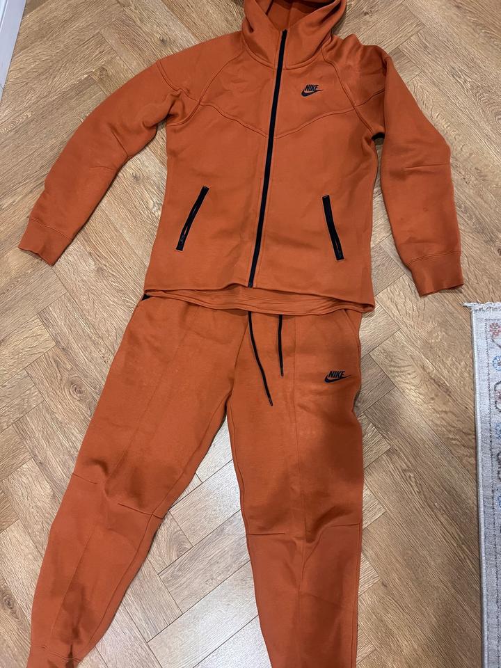 Спортивный костюм Nike