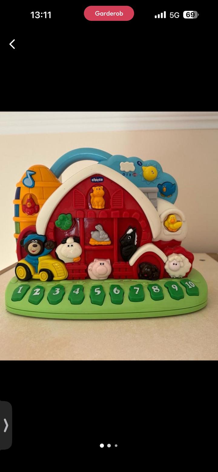 Интерактивная игрушка Chicco Ферма