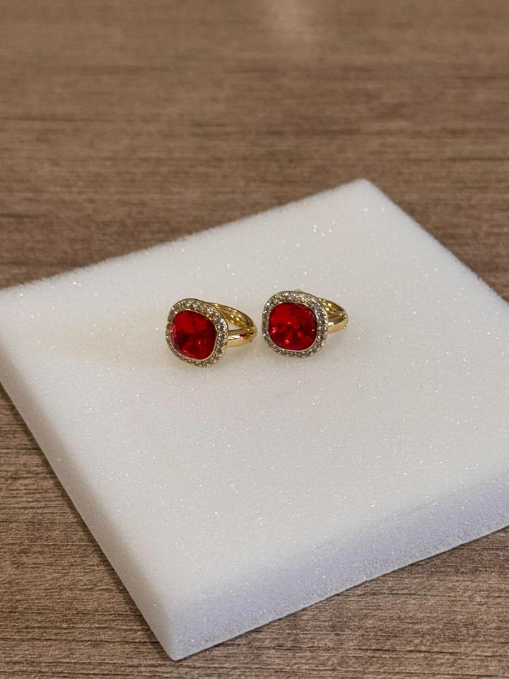 Серьги с красными кристаллами