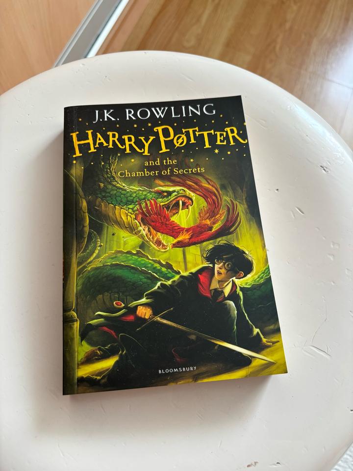 Книга Гарри Поттер и Тайная комната на английском