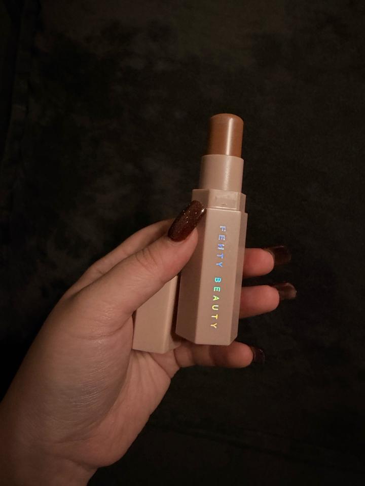 Стик для контуринга Fenty Beauty Match Stix