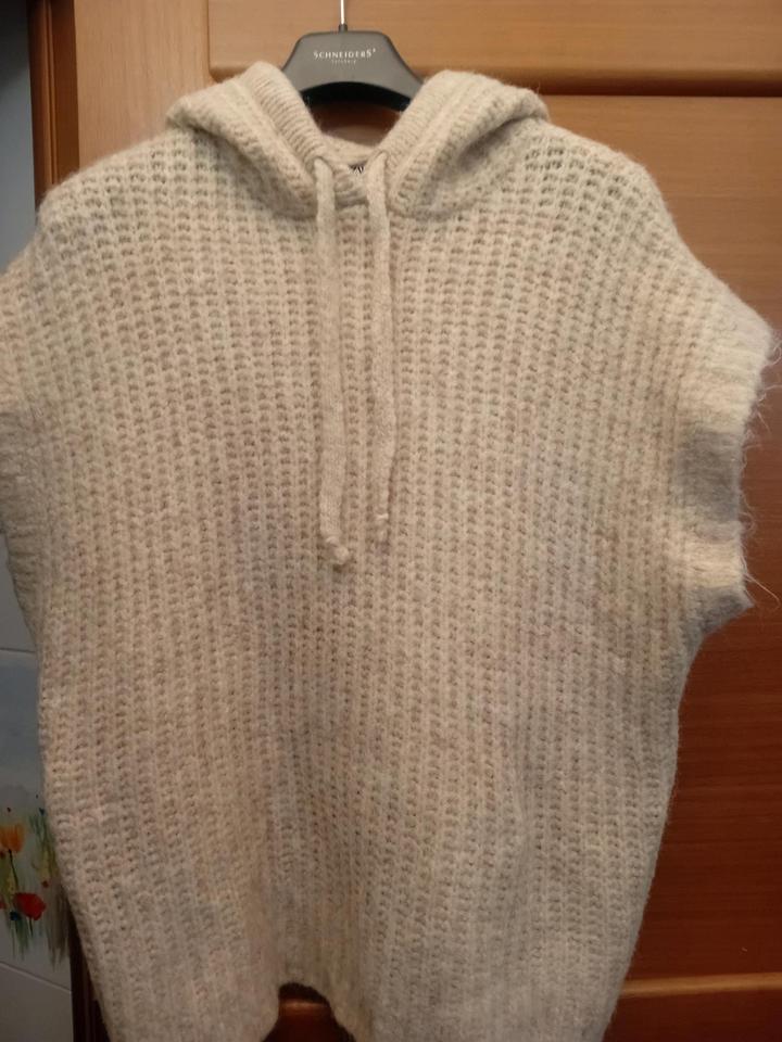 Безрукавка вязаная с капюшоном,Zara.р L