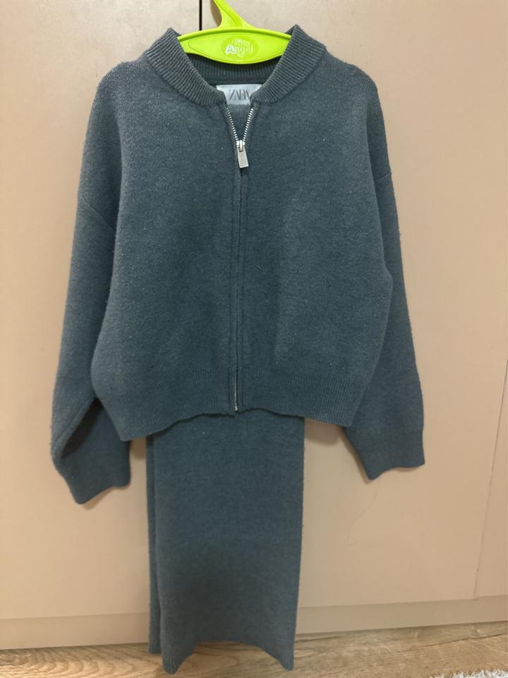 Трикотажный костюм ZARA для девочки