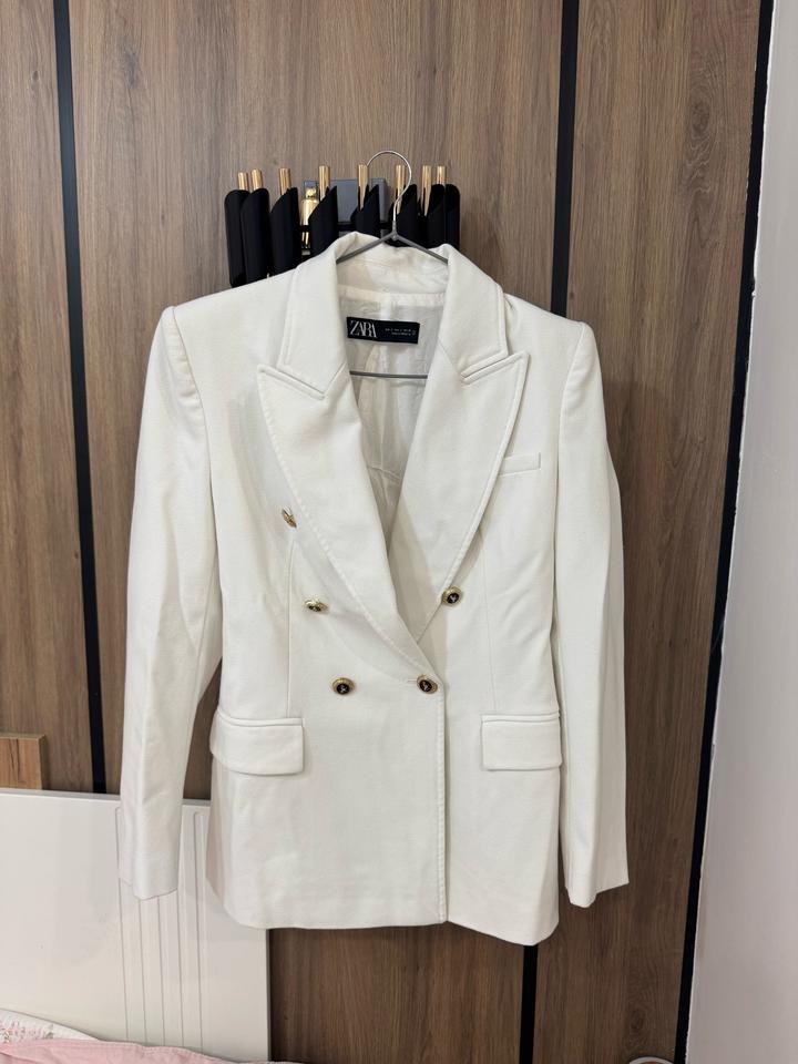 Двубортный пиджак ZARA
