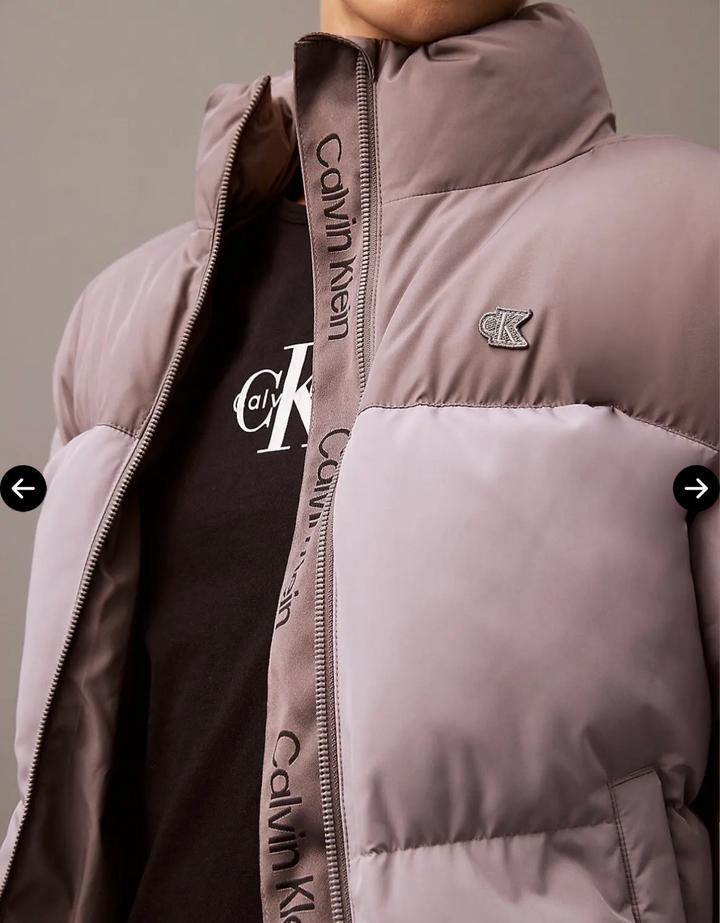 Calvin Klein размер S