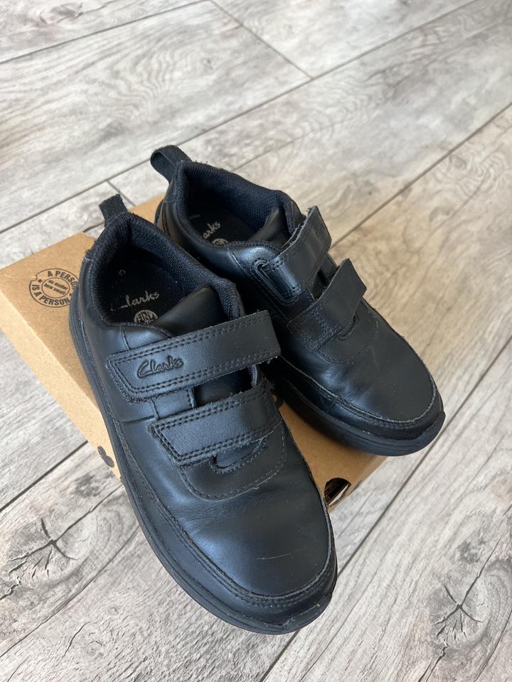 Ботинки Clarks на липучках