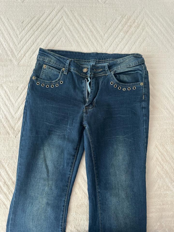 GLO jeans