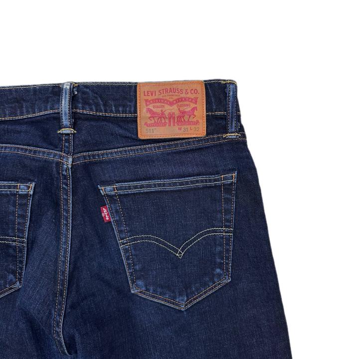 Levi's