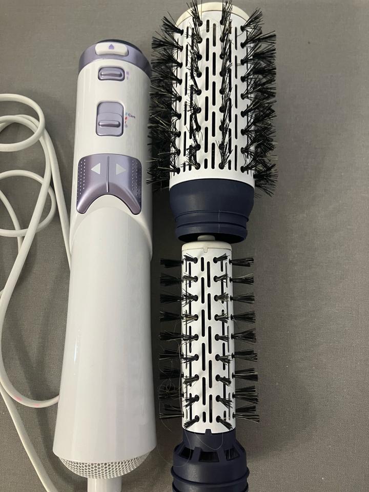 Фен-щетка Philips Volumebrush Ionic