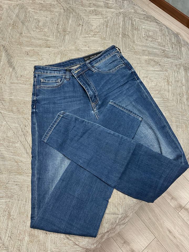 Джинсы скинни Armani Exchange