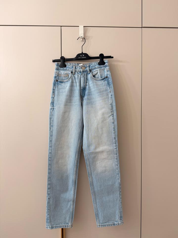 Джинсы ZARA