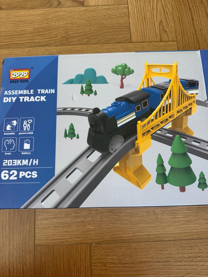 toys 2929 Игрушечная железная дорога