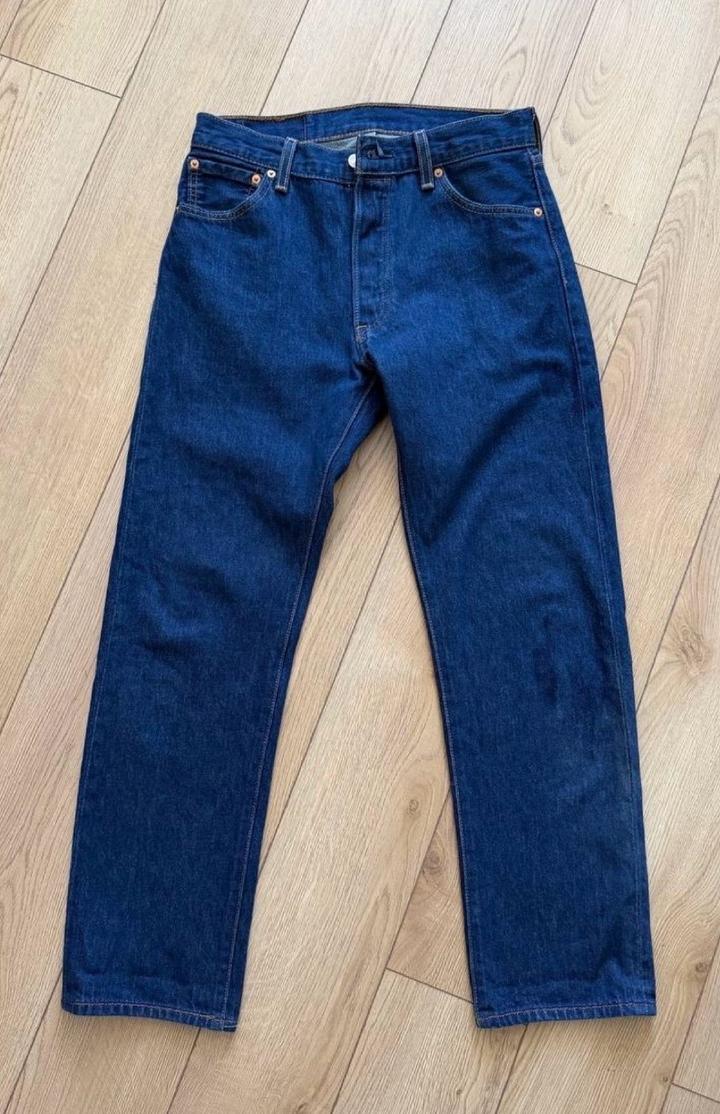Levi's