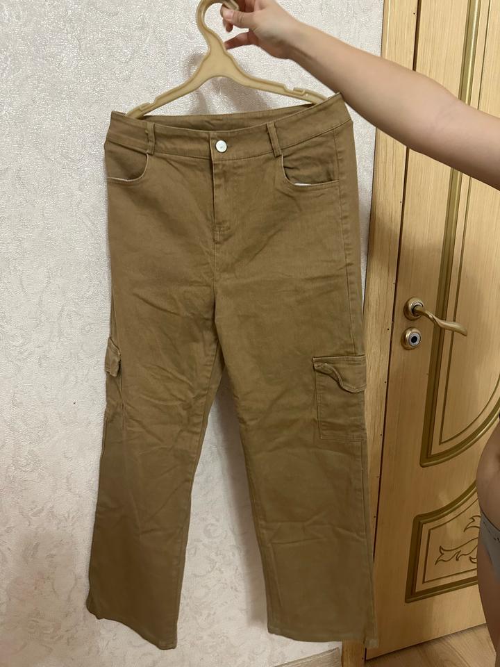 Женские джинсы карго