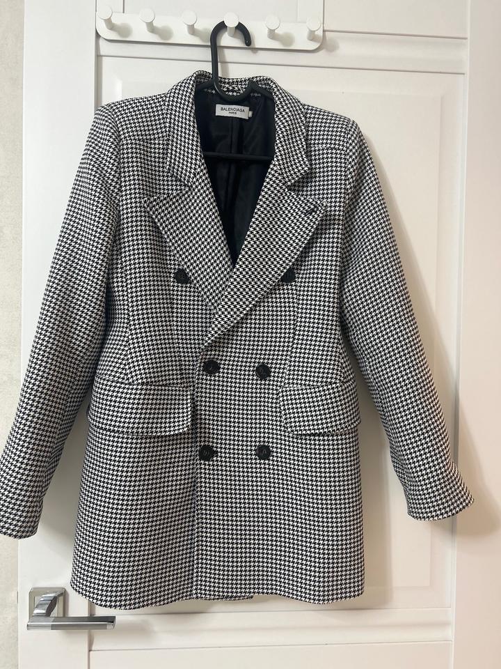Женский пиджак Balenciaga