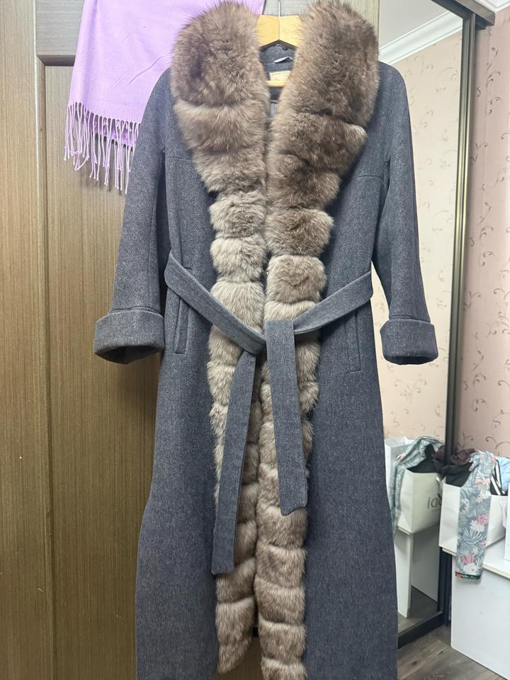R & M Richards Пальто с меховым воротником