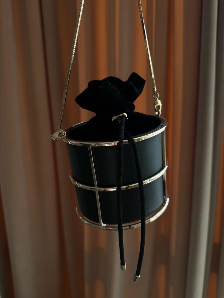 Сумка Charles & Keith