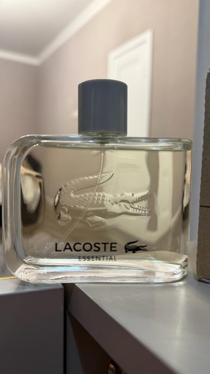Парфюм Lacoste Essential