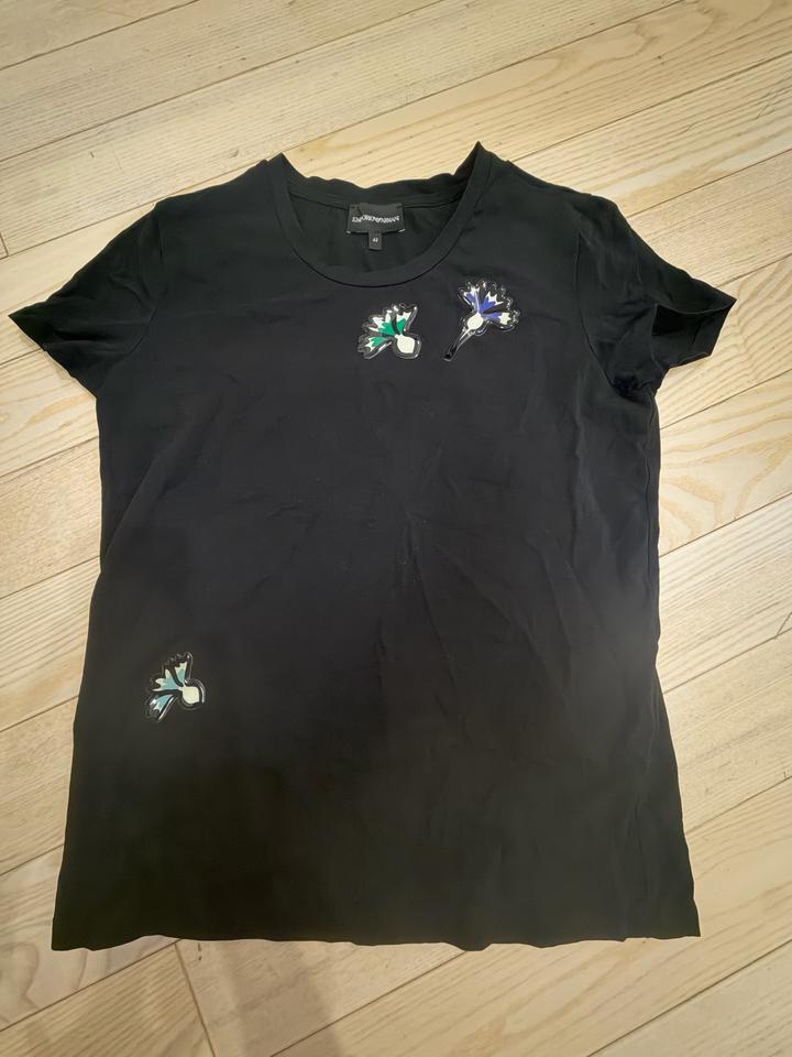 Футболка Emporio Armani