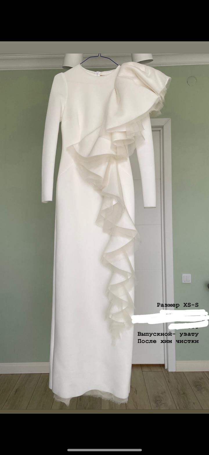 atelier khan design Белое вечернее платье с оборками