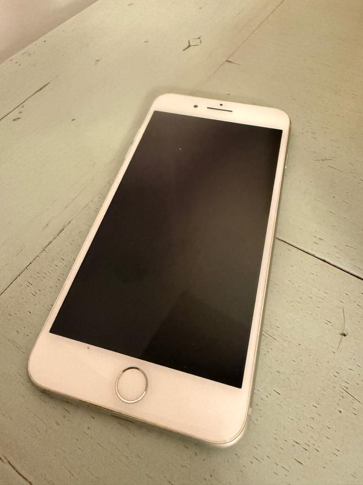 Apple iPhone 8 Plus 64GB