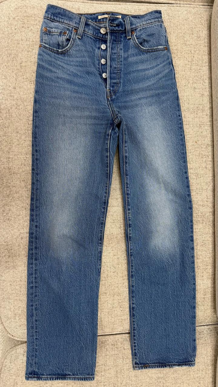 Джинсы Levi's
