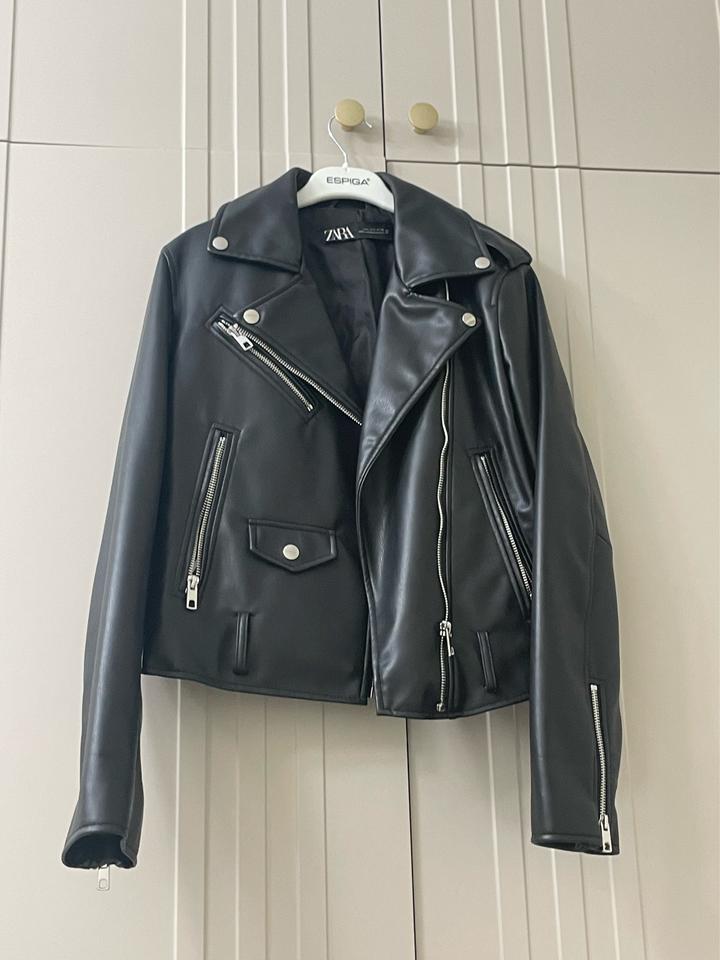 Куртка косуха ZARA