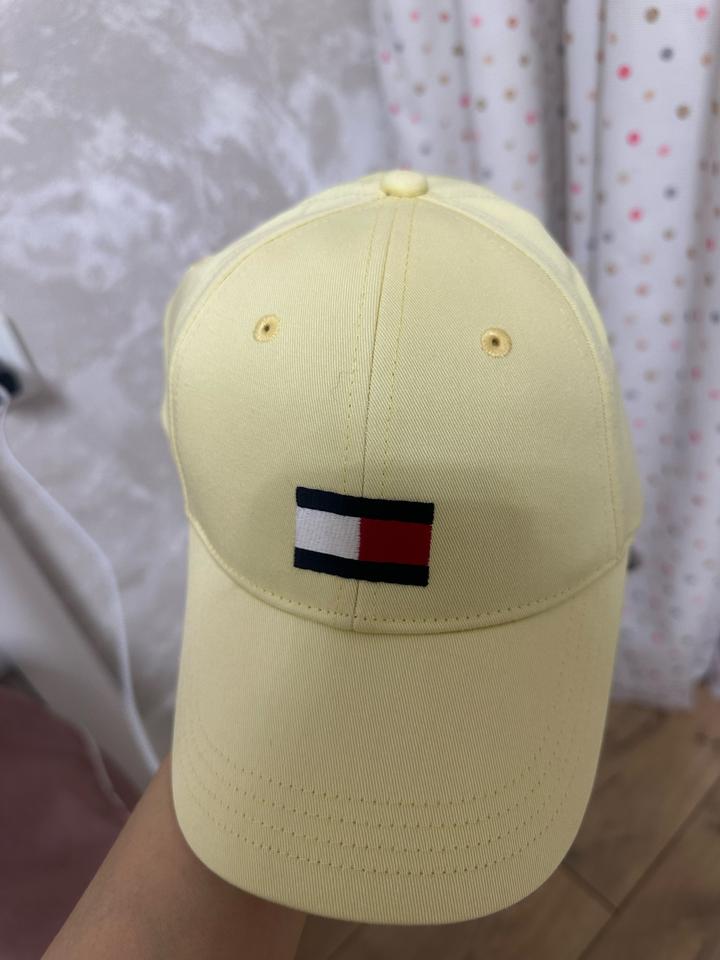 Tommy Hilfiger