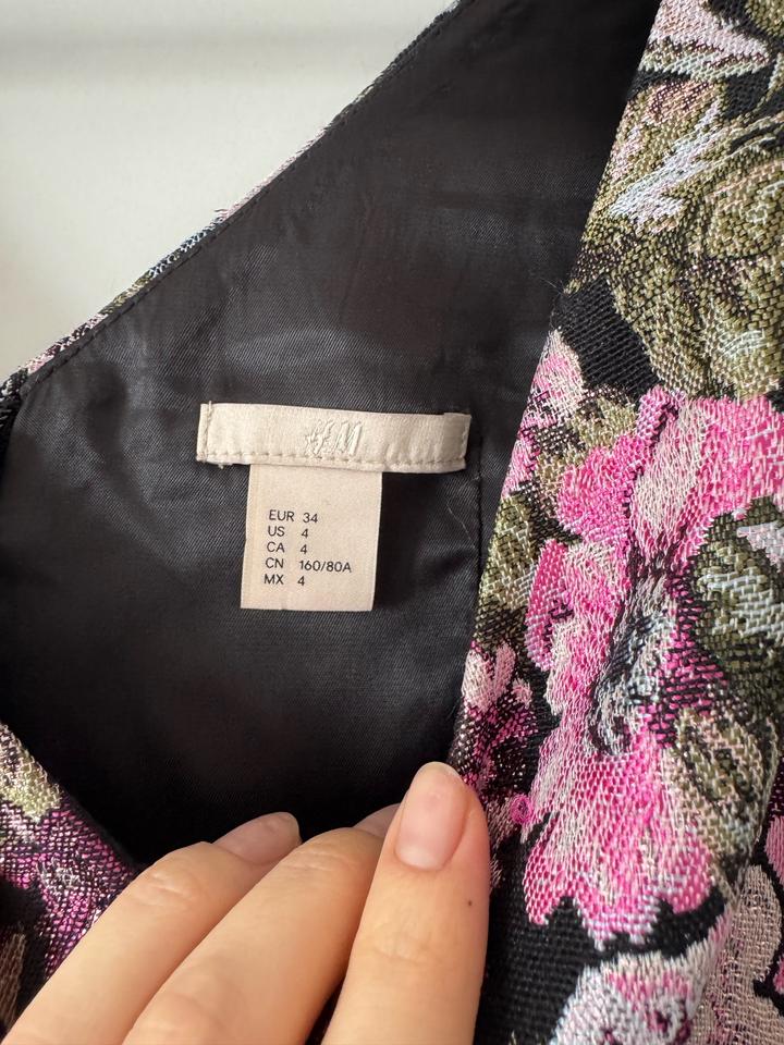 H&M