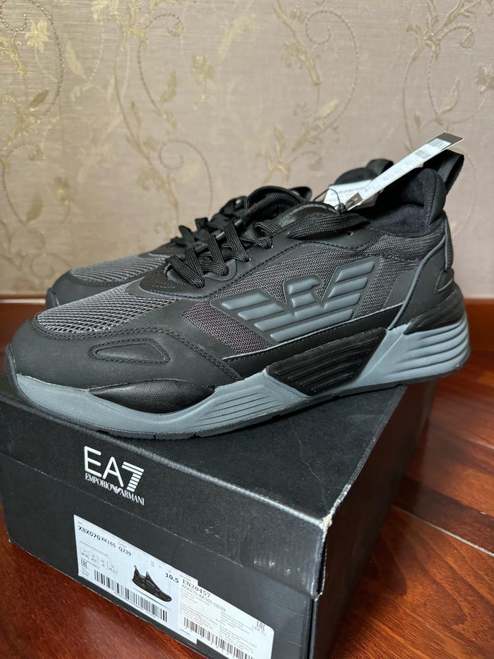 EA7